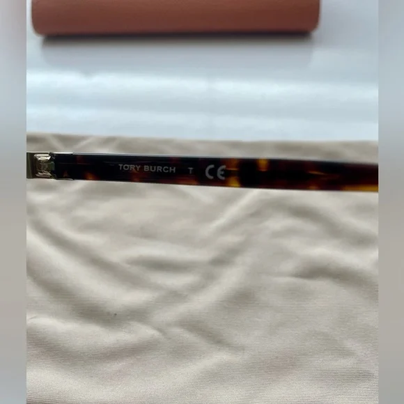 Tory Burch sunglasses - Picture 7 of 9